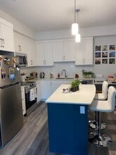 660 Beach Rd in Qualicum Beach, BC - Building Photo - Building Photo