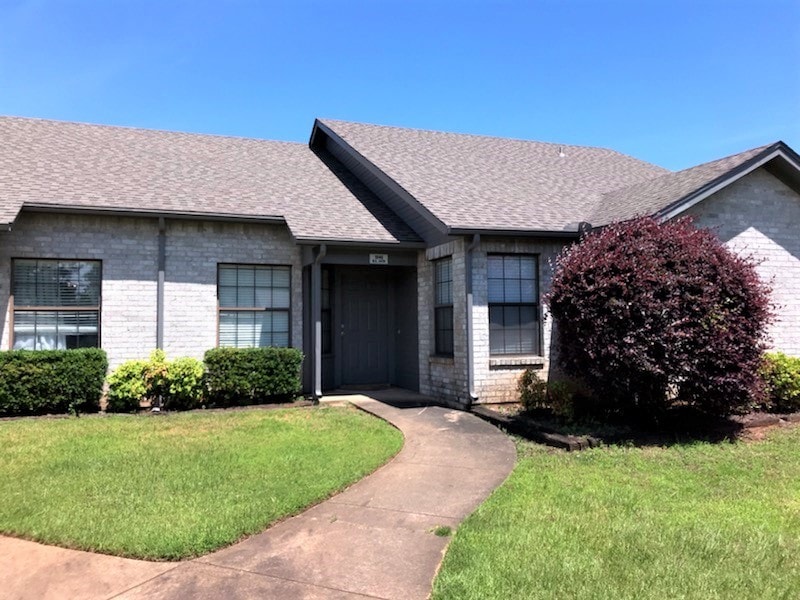 1046 34th NE, Unit 1046 in Paris, TX - Building Photo