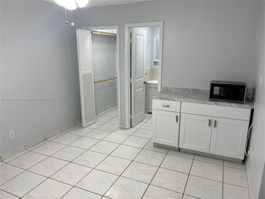 14356 SW 48th Ln in Miami, FL - Building Photo - Building Photo
