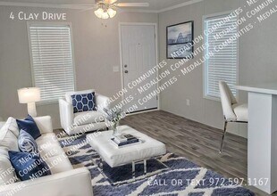 4 Clay Dr in Newport News, VA - Building Photo - Building Photo