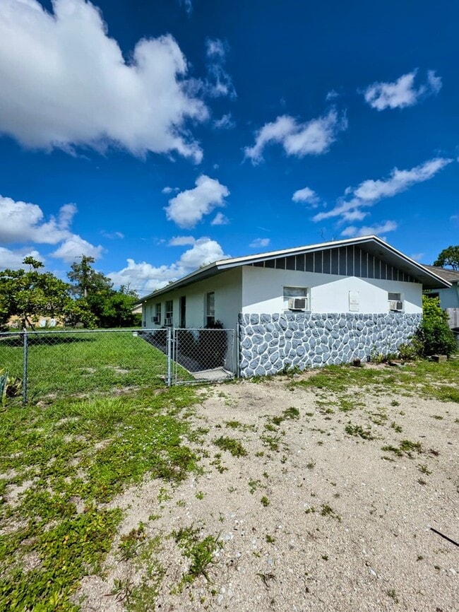 property at 5626 Sixth Ave