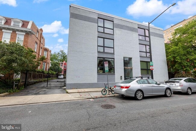 property at 1514 Newton St NW