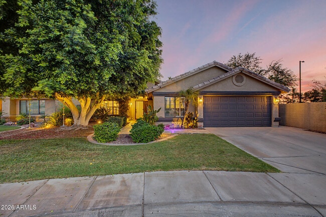 property at 3040 S Rosemary Dr