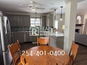 117 Moses Manor Dr in Lorena, TX - Building Photo - Building Photo