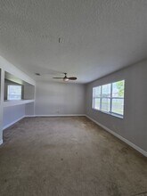 556 1st Cape Coral Dr in Winter Garden, FL - Building Photo - Building Photo