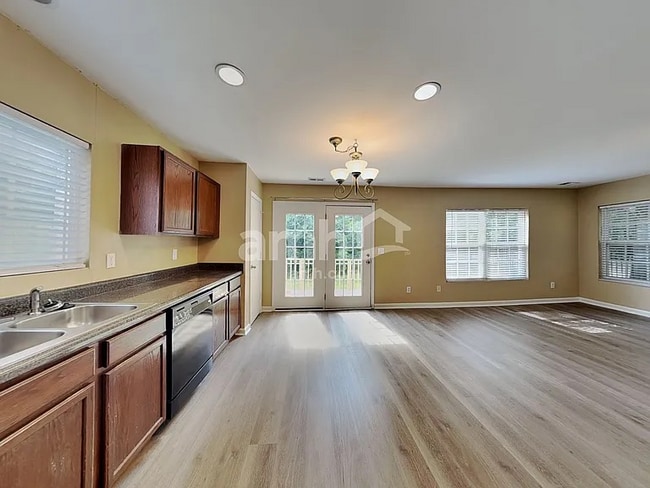 property at 100 Trayesan Dr