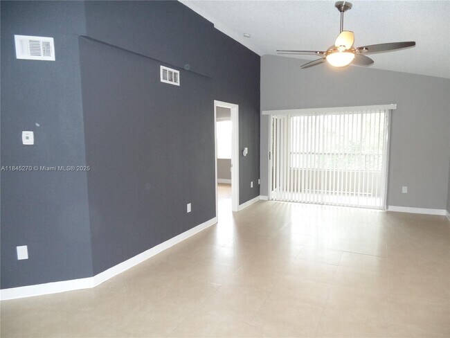 property at 2850 N Oakland Forest Dr