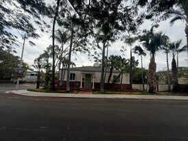 4395 Aragon Way in San Diego, CA - Building Photo