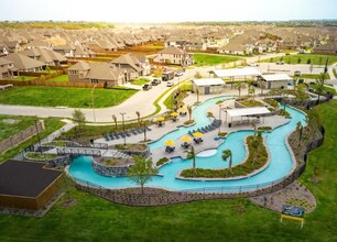 1252 Milfoil Dr in Justin, TX - Building Photo - Building Photo