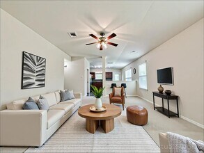 314 Comal Run in Hutto, TX - Foto de edificio - Building Photo