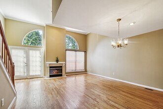 52 Silver Moon Dr in Silver Spring, MD - Building Photo - Building Photo