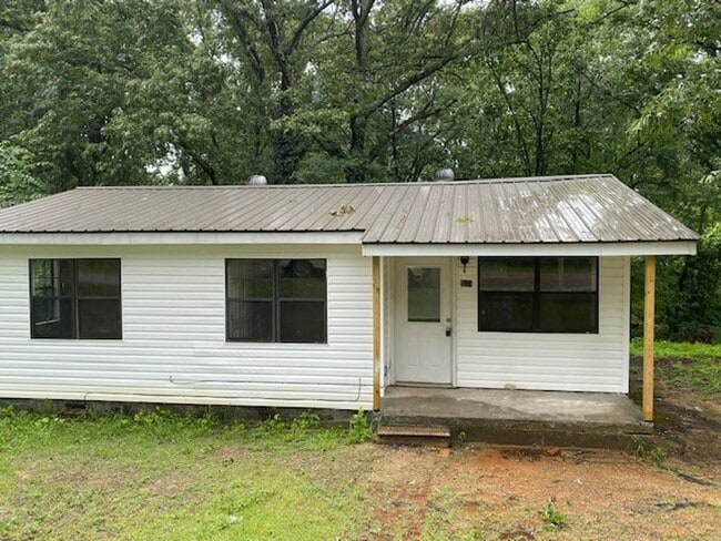 503 Clark Ln in Baldwyn, MS - Building Photo - Building Photo
