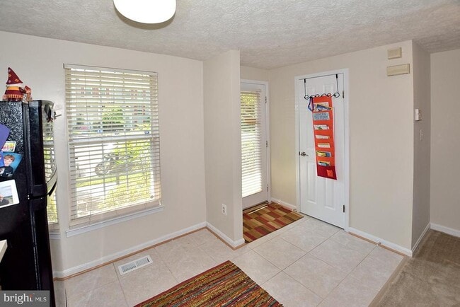 property at 11912 Fieldthorn Ct