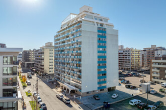 Parkway Towers in Denver, CO - Building Photo - Building Photo