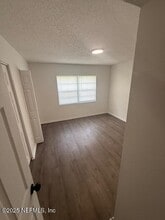 1529 Pullen Rd in Jacksonville, FL - Building Photo - Building Photo