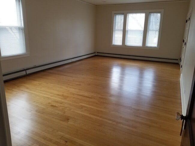 164 Whitney St, Unit 3 in Hartford, CT - Building Photo - Building Photo