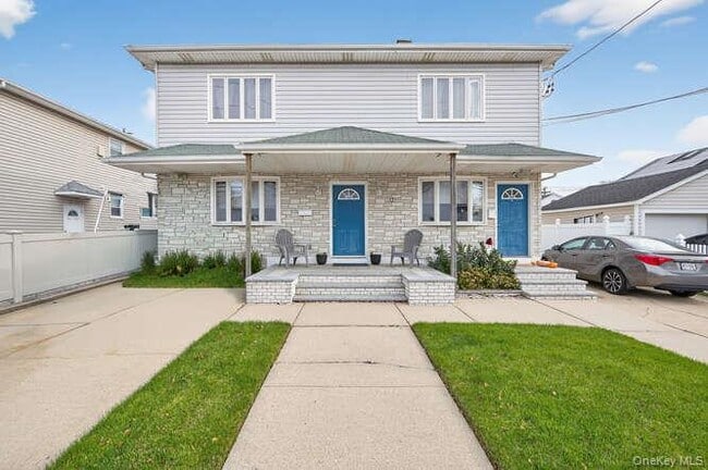 property at 132 Roosevelt Ave