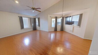 700 W 1st St in Kill Devil Hills, NC - Building Photo