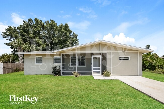 property at 2326 Barcelona Ave