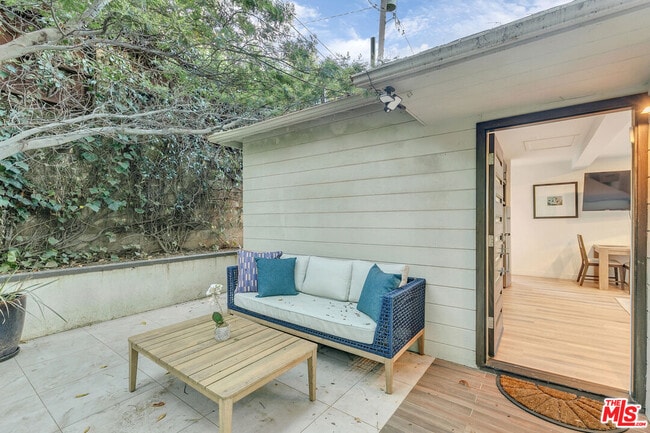 3937 Kentucky Dr in Los Angeles, CA - Building Photo - Building Photo