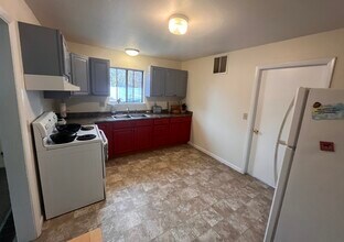 1520 White Ave in Grand Junction, CO - Building Photo - Building Photo