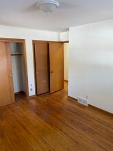 6310 Abraham Dr in Rockford, IL - Foto de edificio - Building Photo
