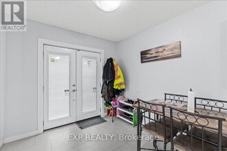 3 Clifford St in Belleville, ON - Building Photo - Building Photo