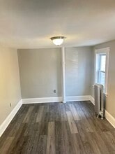 4 Tower Rd in East Hartford, CT - Building Photo - Building Photo