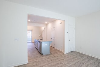 3945 Wagon Wy in Midland, NC - Building Photo - Building Photo