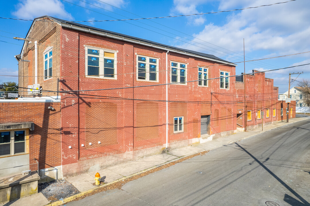 The Majestic in Whitehall, PA - Building Photo