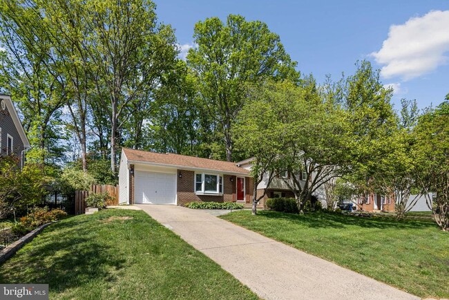 7516 Camp Alger Ave in Falls Church, VA - Building Photo - Building Photo