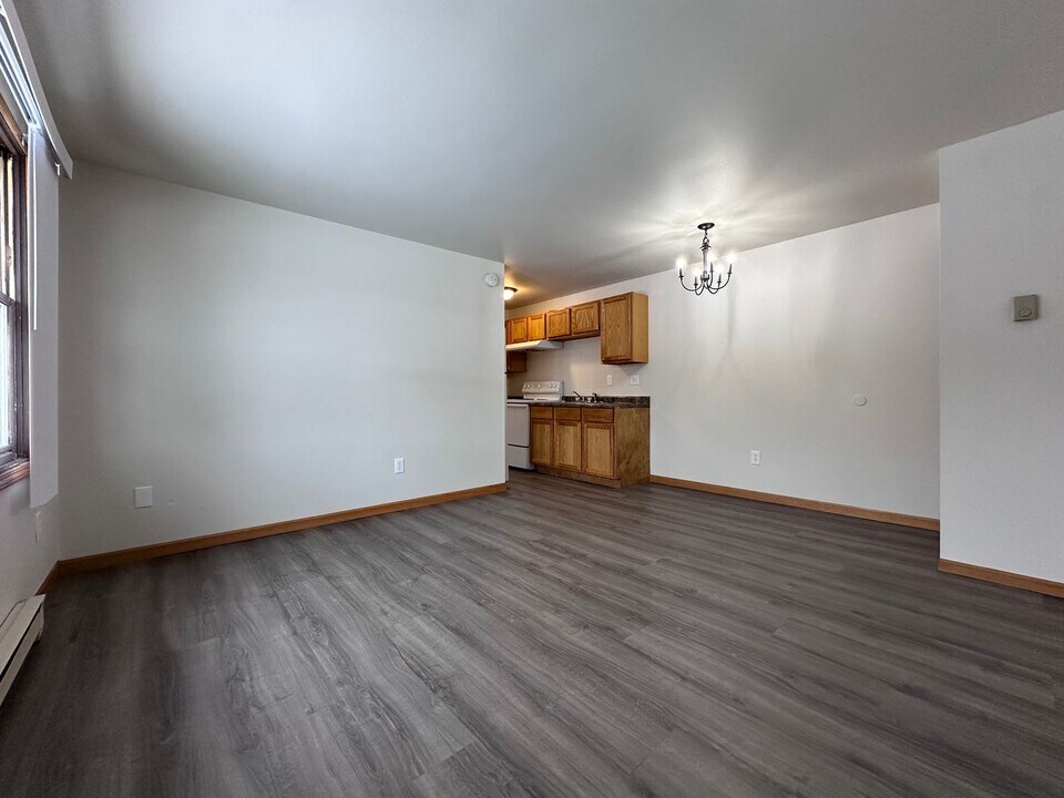 2094 Imperial Ln-Unit -Unit 2 in Green Bay, WI - Building Photo