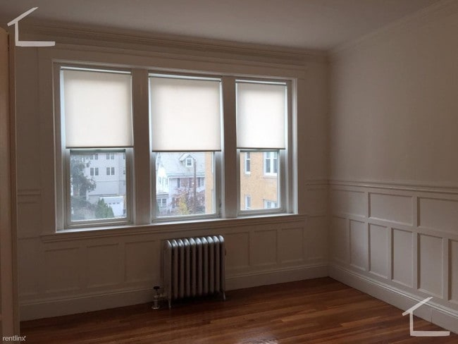 81 Winchester St, Unit 4 in Brookline, MA - Building Photo - Building Photo