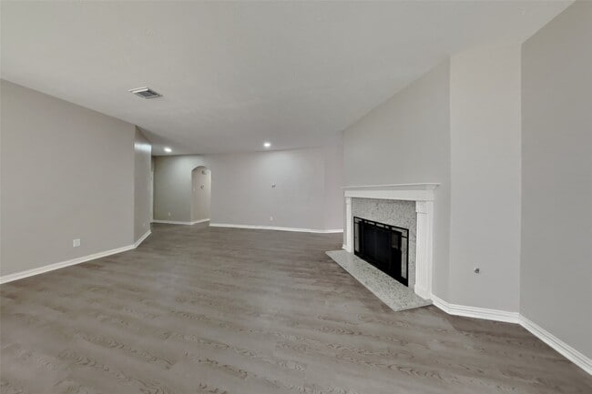 4926 Linden Pl in Pearland, TX - Building Photo - Building Photo