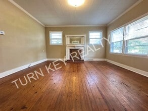 113 Hillcrest Rd in Adamsville, AL - Building Photo - Building Photo