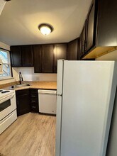 303 Peebles St, Unit 3 in Pittsburgh, PA - Foto de edificio - Building Photo