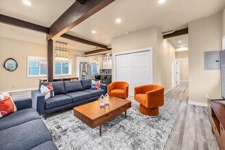 917A 17th Ave in Seattle, WA - Building Photo - Building Photo