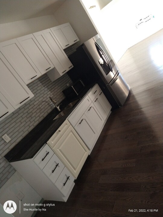 1637 N 33rd St, Unit 4 in Philadelphia, PA - Building Photo