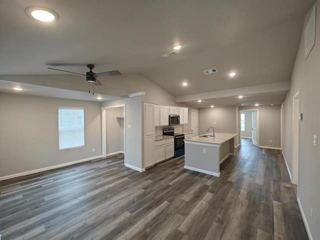 207 W College Ave in Princeton, TX - Building Photo - Building Photo