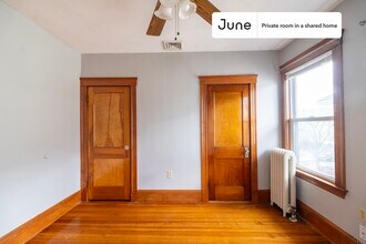 Private bedroom in 5 bed/2 bath Home in Boston, MA - Building Photo - Building Photo
