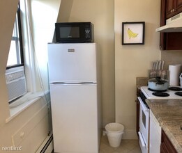 14 Cumberland St-Unit -Apt 4 in Boston, MA - Building Photo - Building Photo