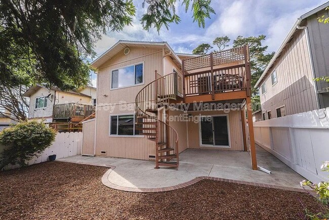 property at 1207 David Ave