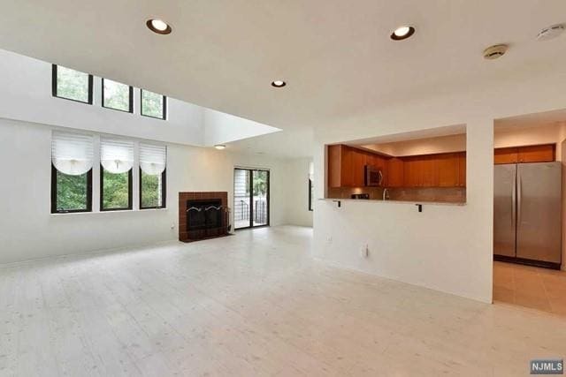 property at 798 Spinnaker Ct