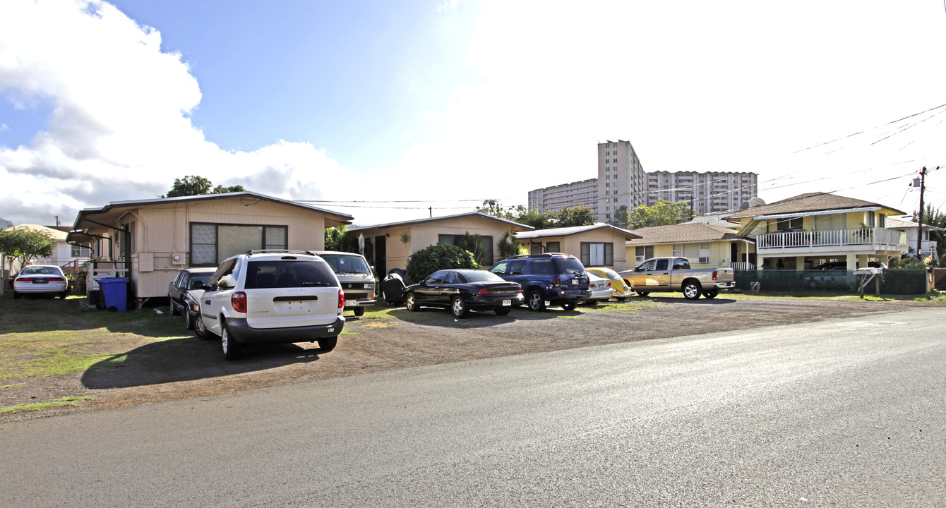 1205 Kamehameha Iv Rd in Honolulu, HI - Building Photo