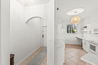 122 Bayfront Dr in Boynton Beach, FL - Building Photo - Building Photo