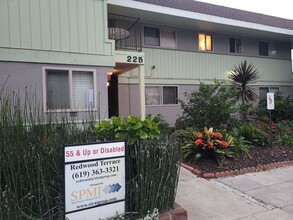 Redwood Terrace in San Diego, CA - Building Photo - Building Photo