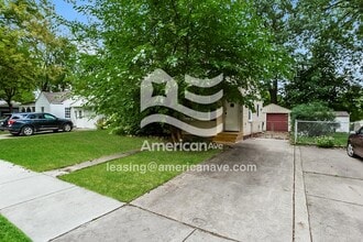 2626 Bonner St in Ferndale, MI - Building Photo - Building Photo