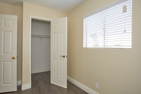 Space Odyssey Apartments in Hawthorne, CA - Building Photo - Interior Photo