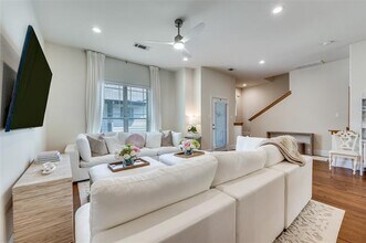 5916 Hudson St in Dallas, TX - Building Photo - Building Photo