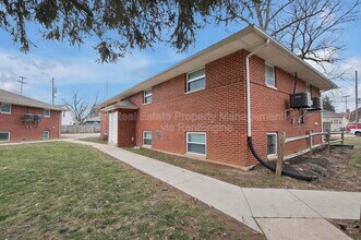 268 Powell Cir in Columbus, OH - Building Photo - Building Photo